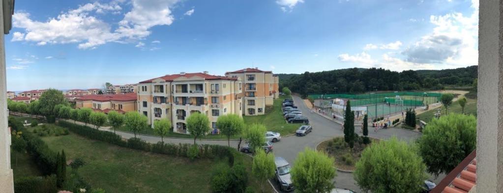 Apartments In Green Life Complex - 1 Bedroom And Studio Szozopol Kültér fotó