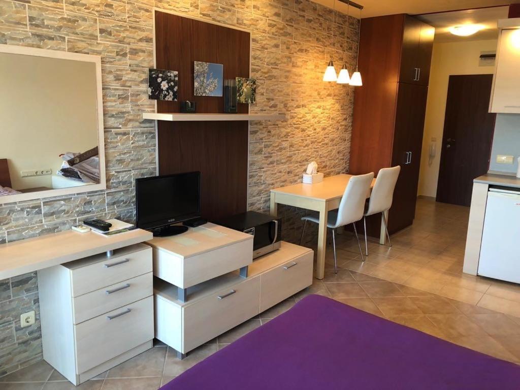 Apartments In Green Life Complex - 1 Bedroom And Studio Szozopol Kültér fotó