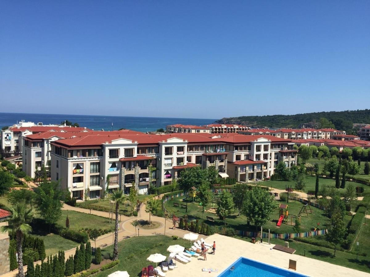 Apartments In Green Life Complex - 1 Bedroom And Studio Szozopol Kültér fotó