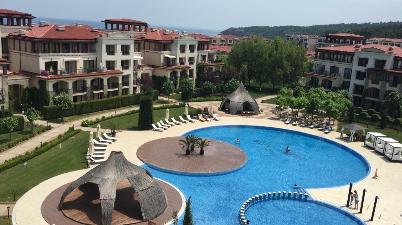 Apartments In Green Life Complex - 1 Bedroom And Studio Szozopol Kültér fotó
